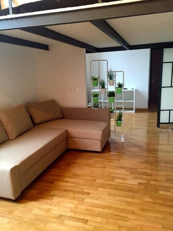 V12 Design Apartments Milánó Szoba fotó